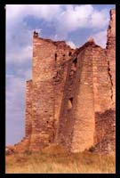 Le Château de Coustaussa, ses ruines